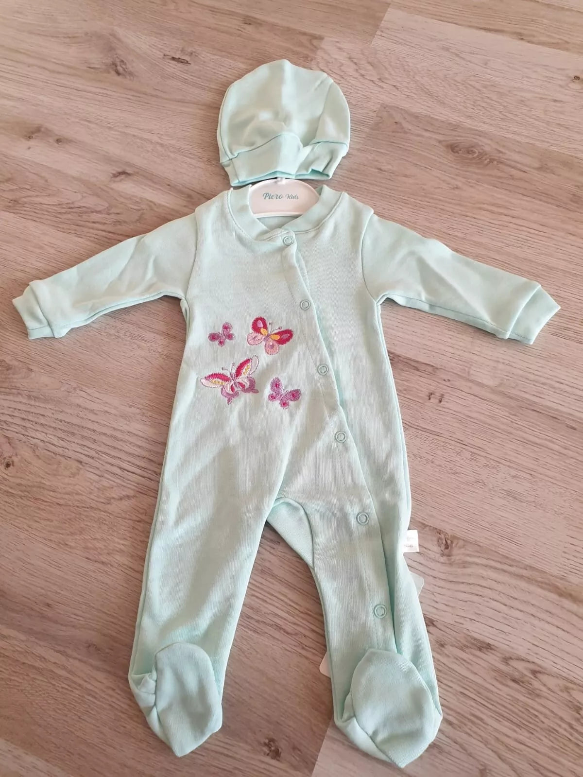 NEU Baby Strampler Schlafanzug mit Mütze 2 teiler Mädchen Gr. 56 62 68