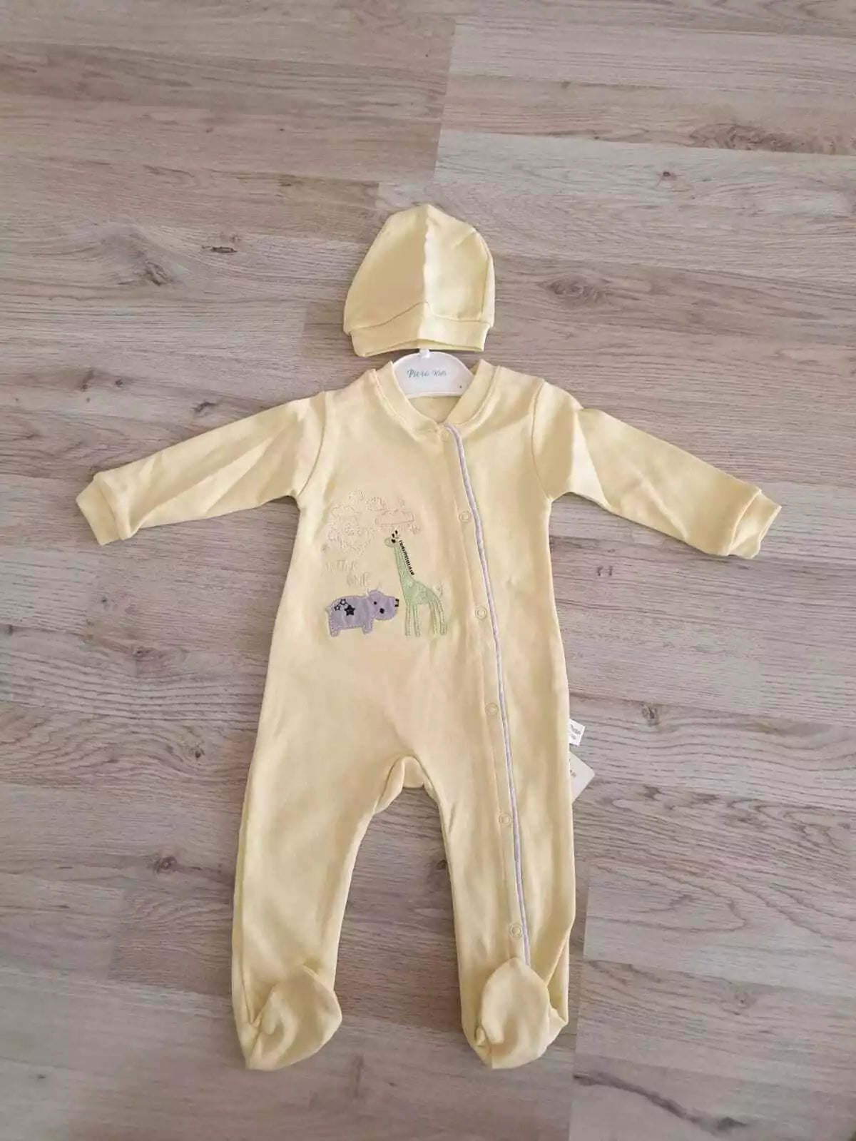 NEU Baby Strampler Schlafanzug mit Mütze 2 teiler Mädchen Junge Gr. 62 68 74 80