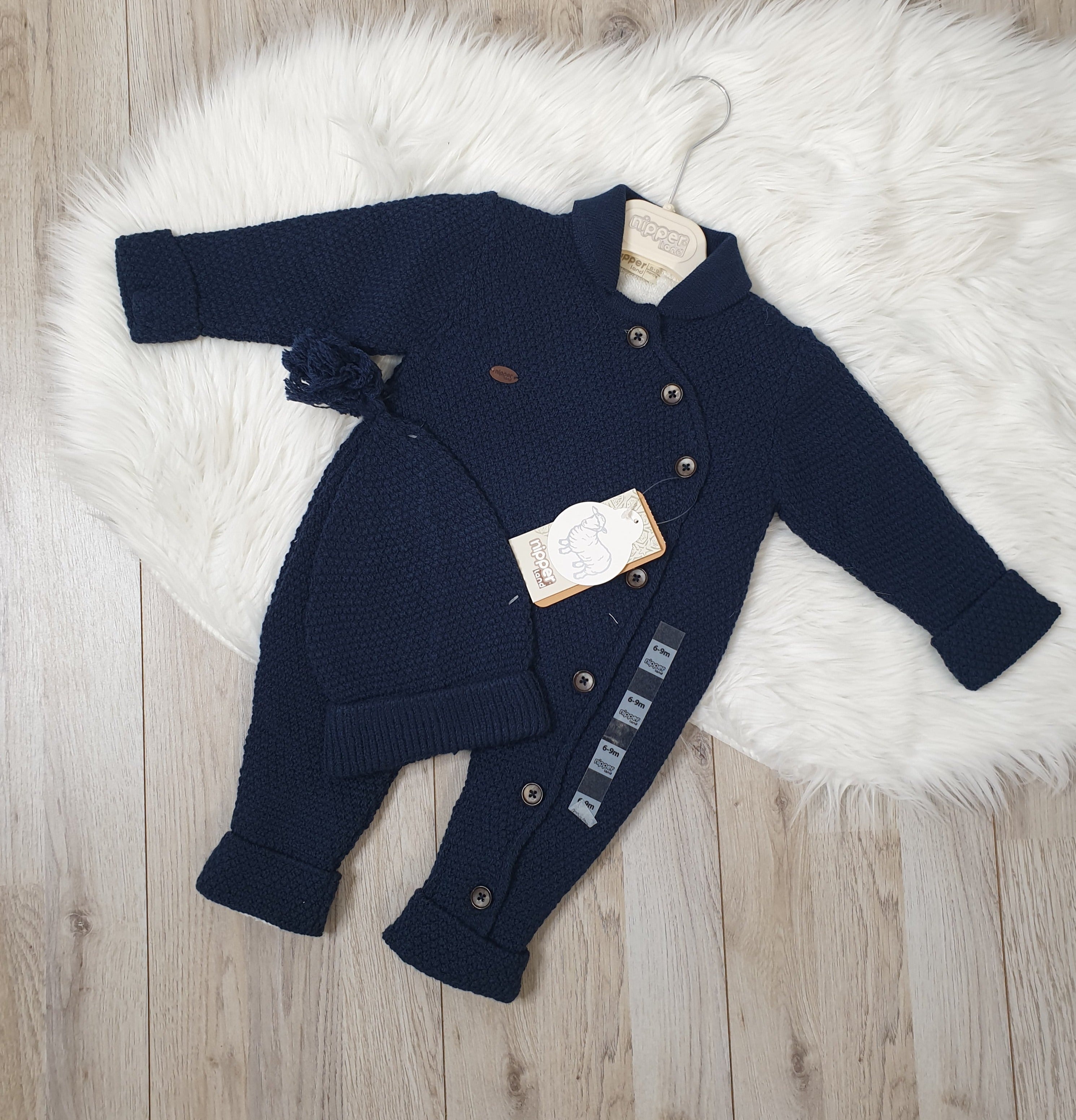 Muffin-Nipper-Strickoverall mit Mütze-6513