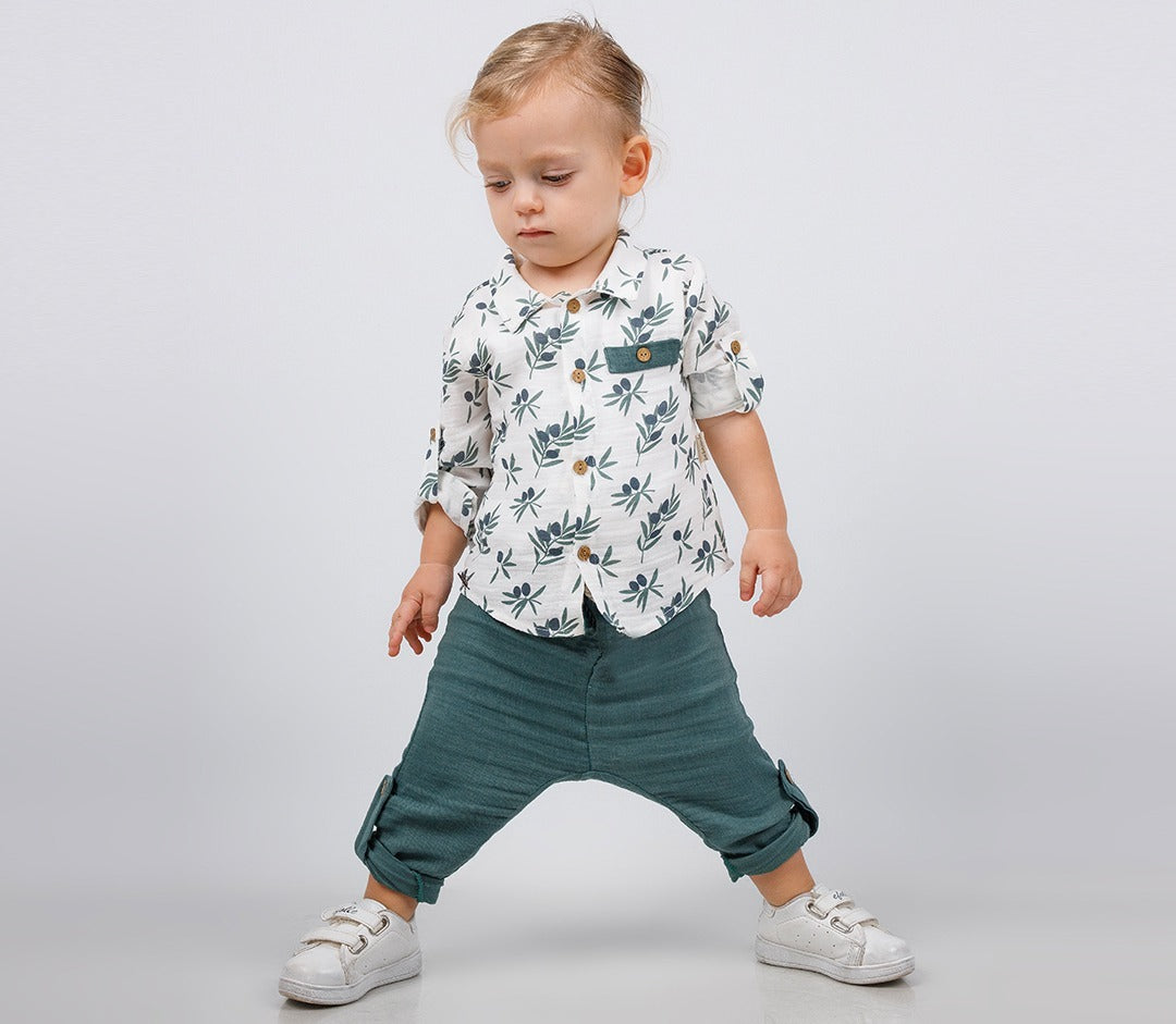 Ensemble 2 pièces en mousseline 100% coton. pour garçons "Olive"-615