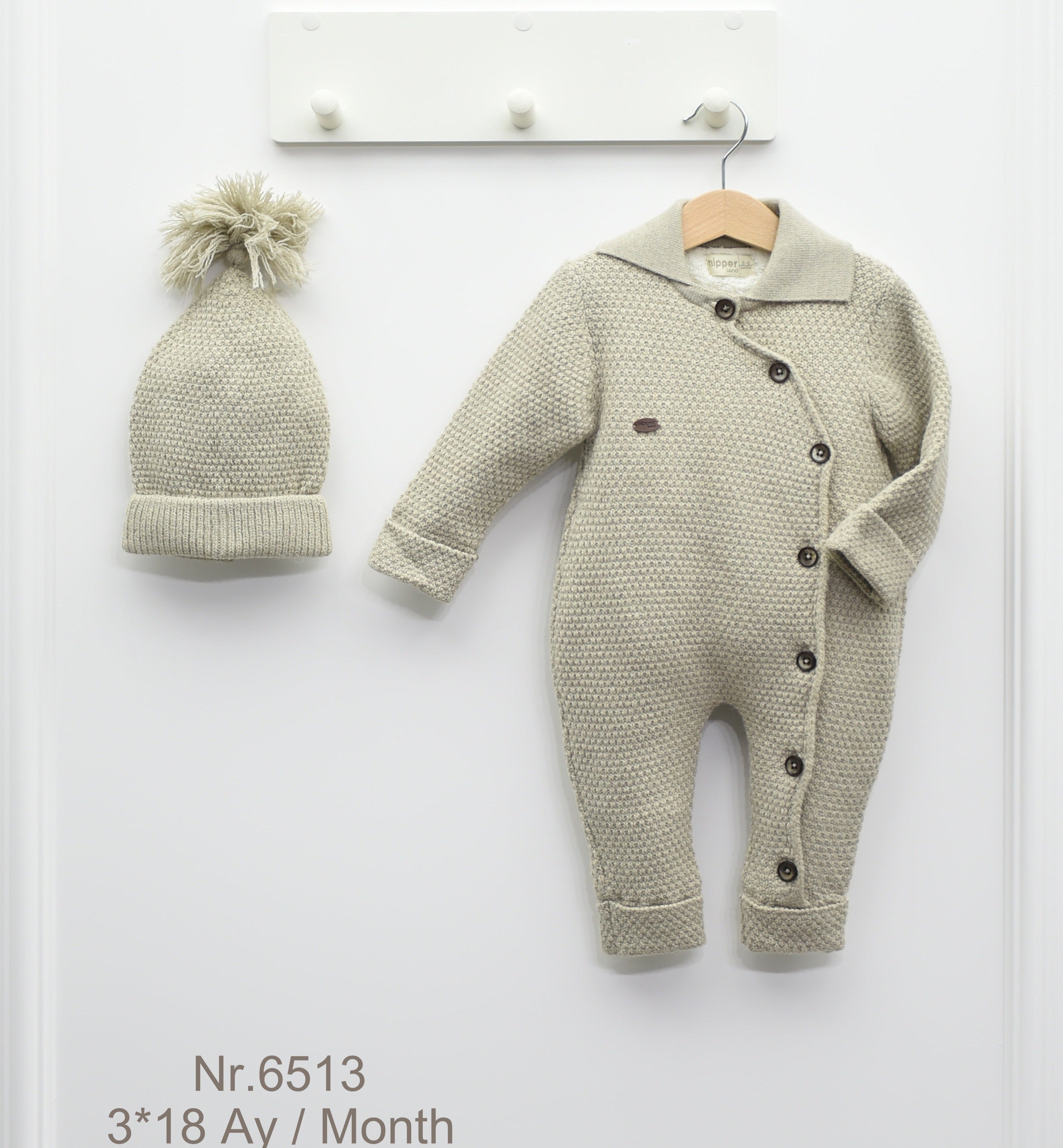 Muffin-Nipper-Strickoverall mit Mütze-6513