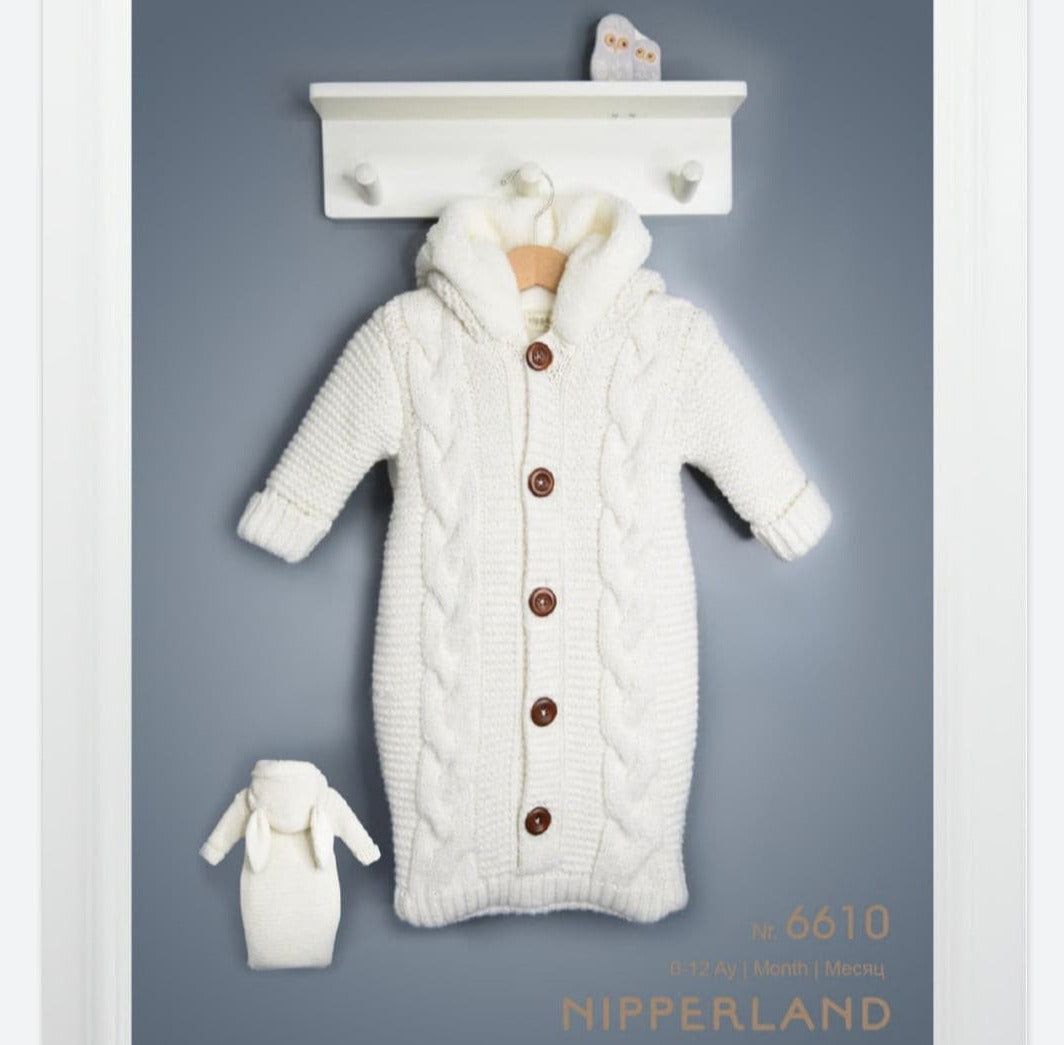 Nipperland Strick-Einschlagdecke mit Kapuzen-Hasenohren | muffinandco