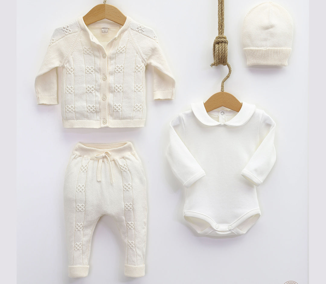 Nipperland 4 pieces. Set made of pure organic cotton in different colors -7057