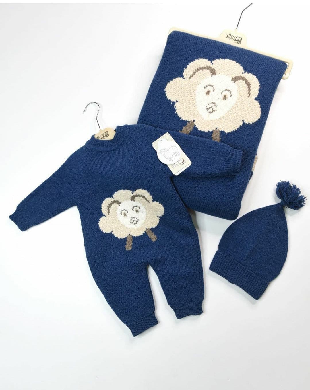 Baby Set-Babydecke-Strickoverall mit Mütze - muffinandco