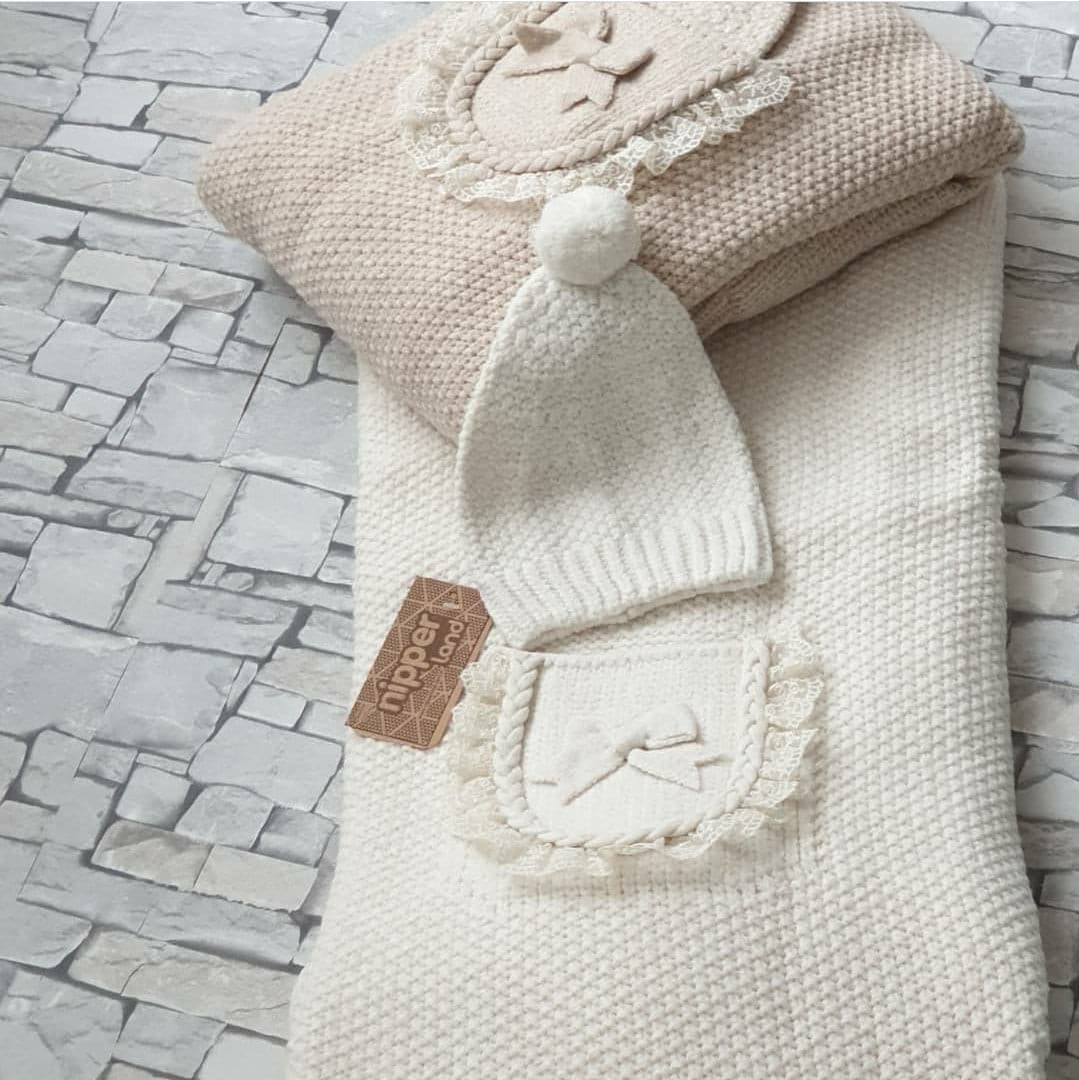 Muffin-Nipper Babydecke mit Mütze muffinandco.